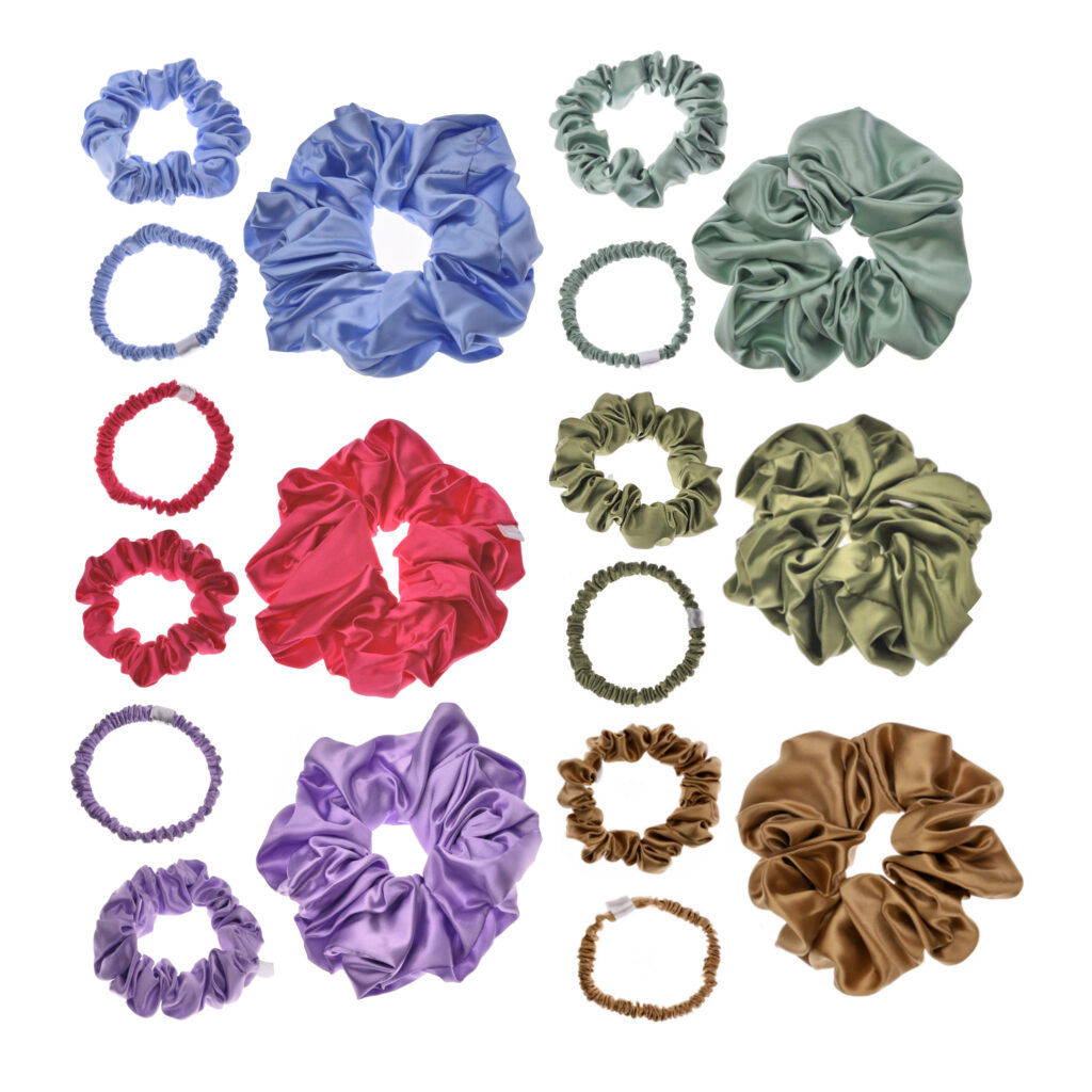 V naší nabídce najdete hedvábné sety gumiček v různých barevných provedeních.