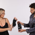 Hedvábná maska na spaní z pravého hedvábí v odstínu černý ónyx