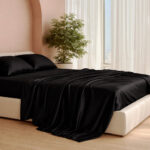 Hedvábné prostěradlo s gumičkou - černý onyx