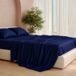 Hedvábné prostěradlo s gumičkou - modrý topas